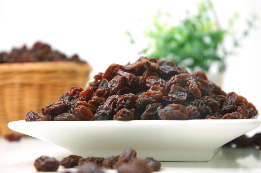food, raisin, plum, raisin, raisin, raisin, raisin, raisin